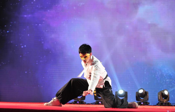 ÓŵÂ88¡¤(ÖйúÇø)¼¯ÍÅ